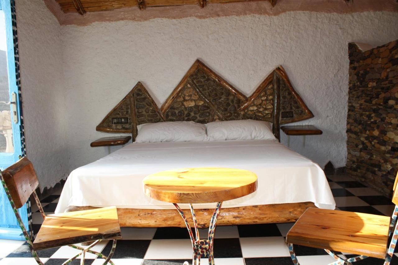 Hotel Leonor Beni Chiker Exterior foto