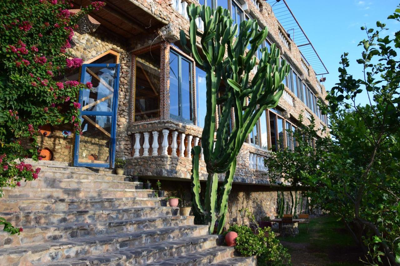 Hotel Leonor Beni Chiker Exterior foto