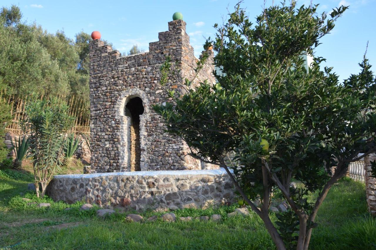 Hotel Leonor Beni Chiker Exterior foto